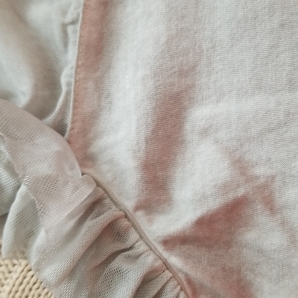 Italian ruffled top - Picture 7 of 10